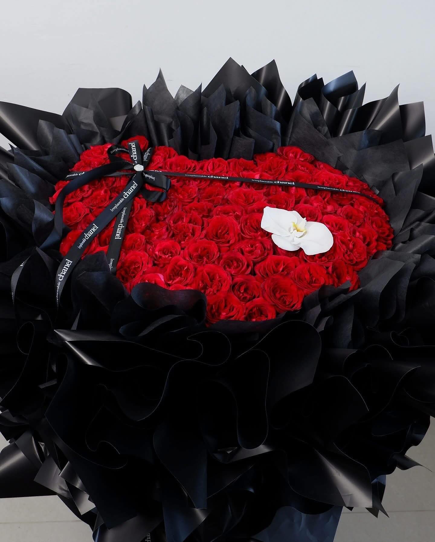 GIỎ HOA ARILO - G04