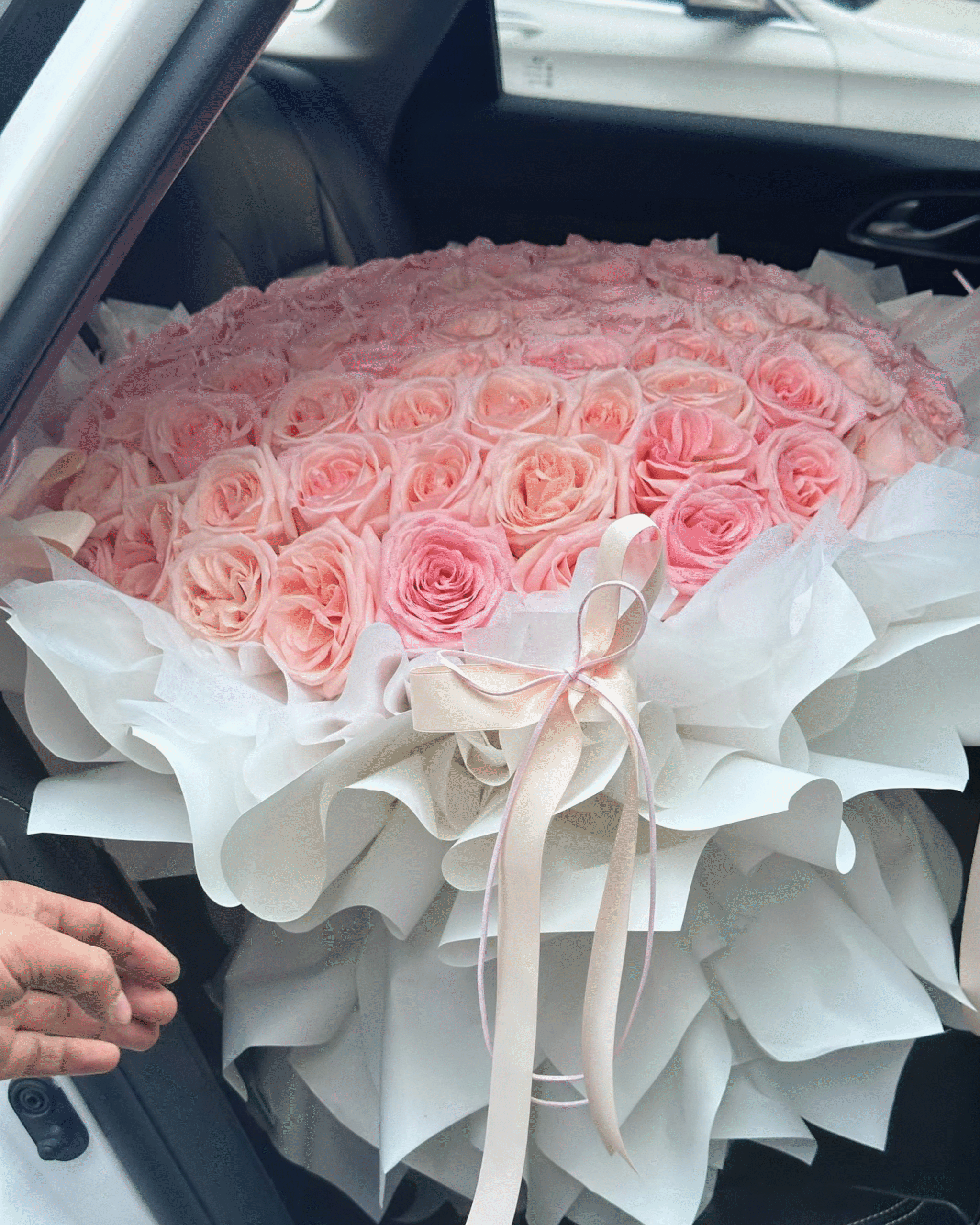 GIỎ HOA ARILO - G21