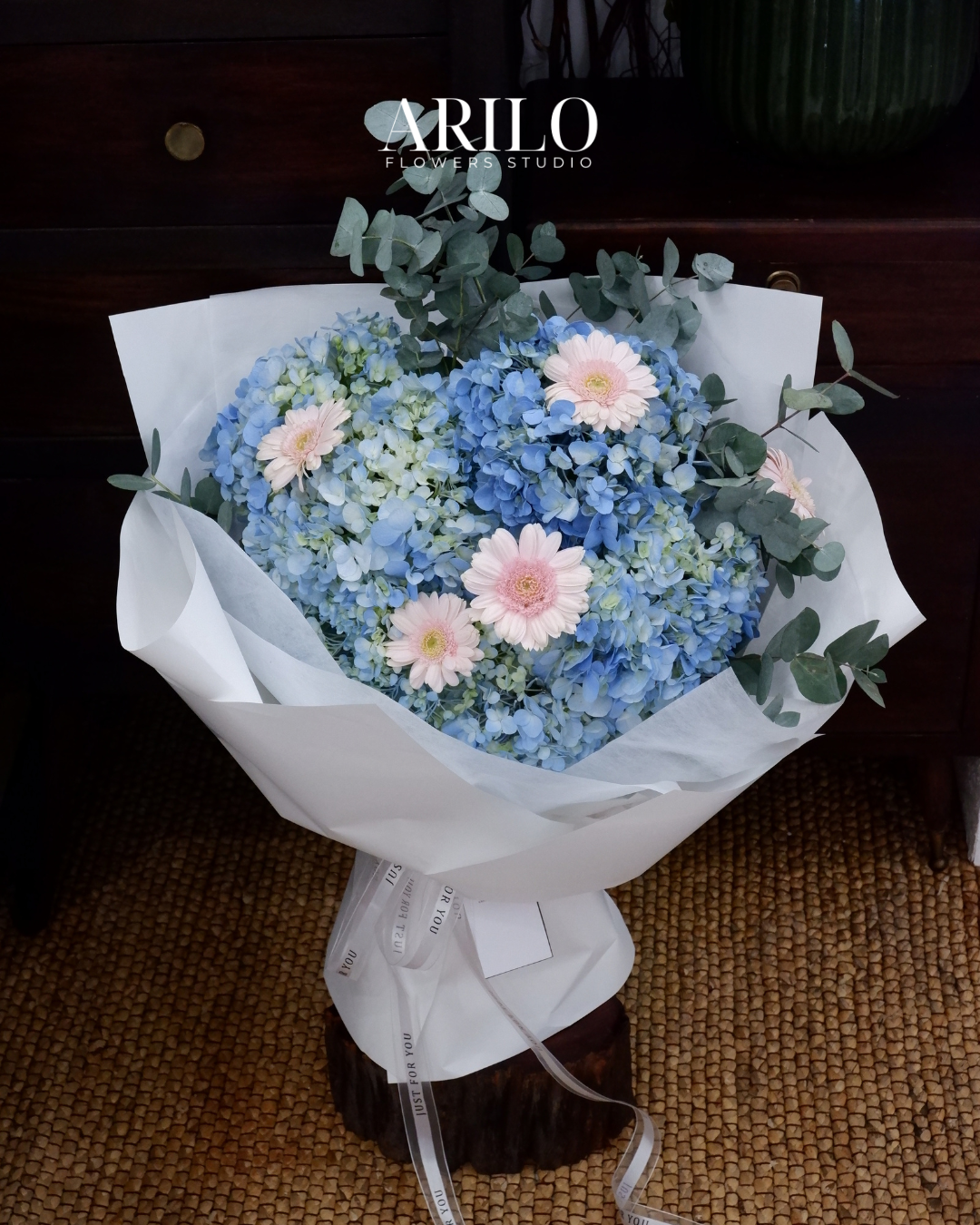 BÓ HOA ARILO - B162