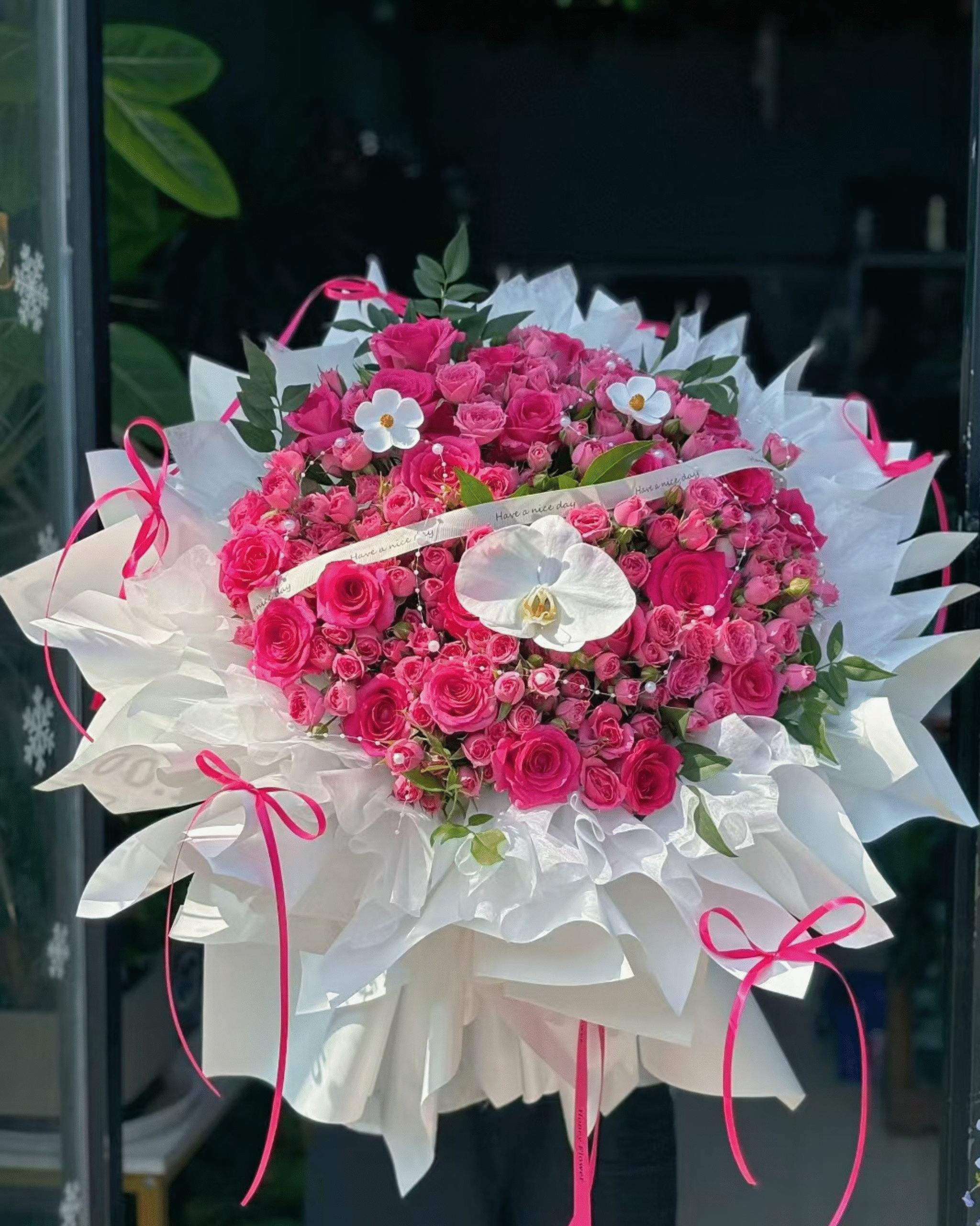 GIỎ HOA ARILO - G22