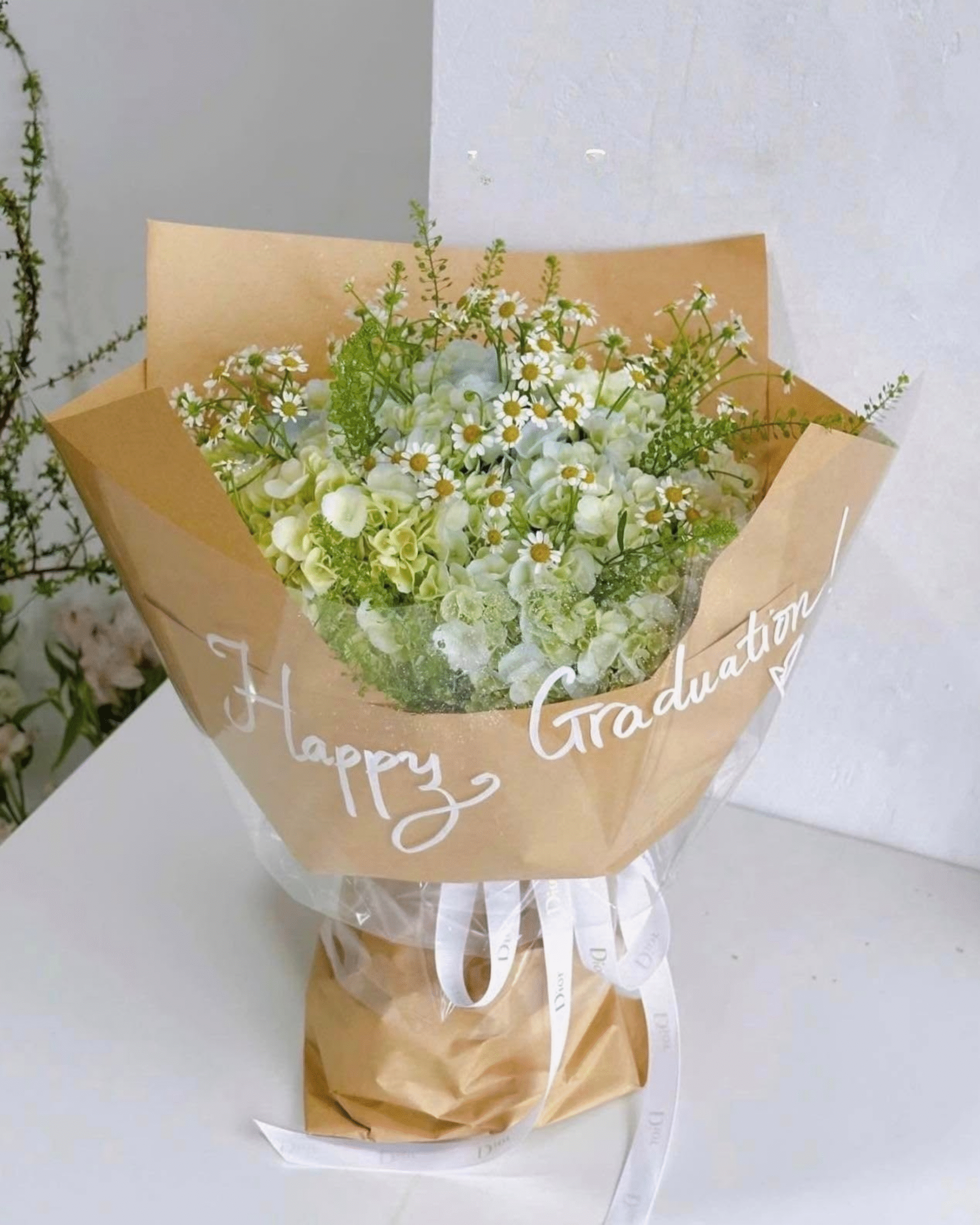 HOA TỐT NGHIỆP ARILO - TN06