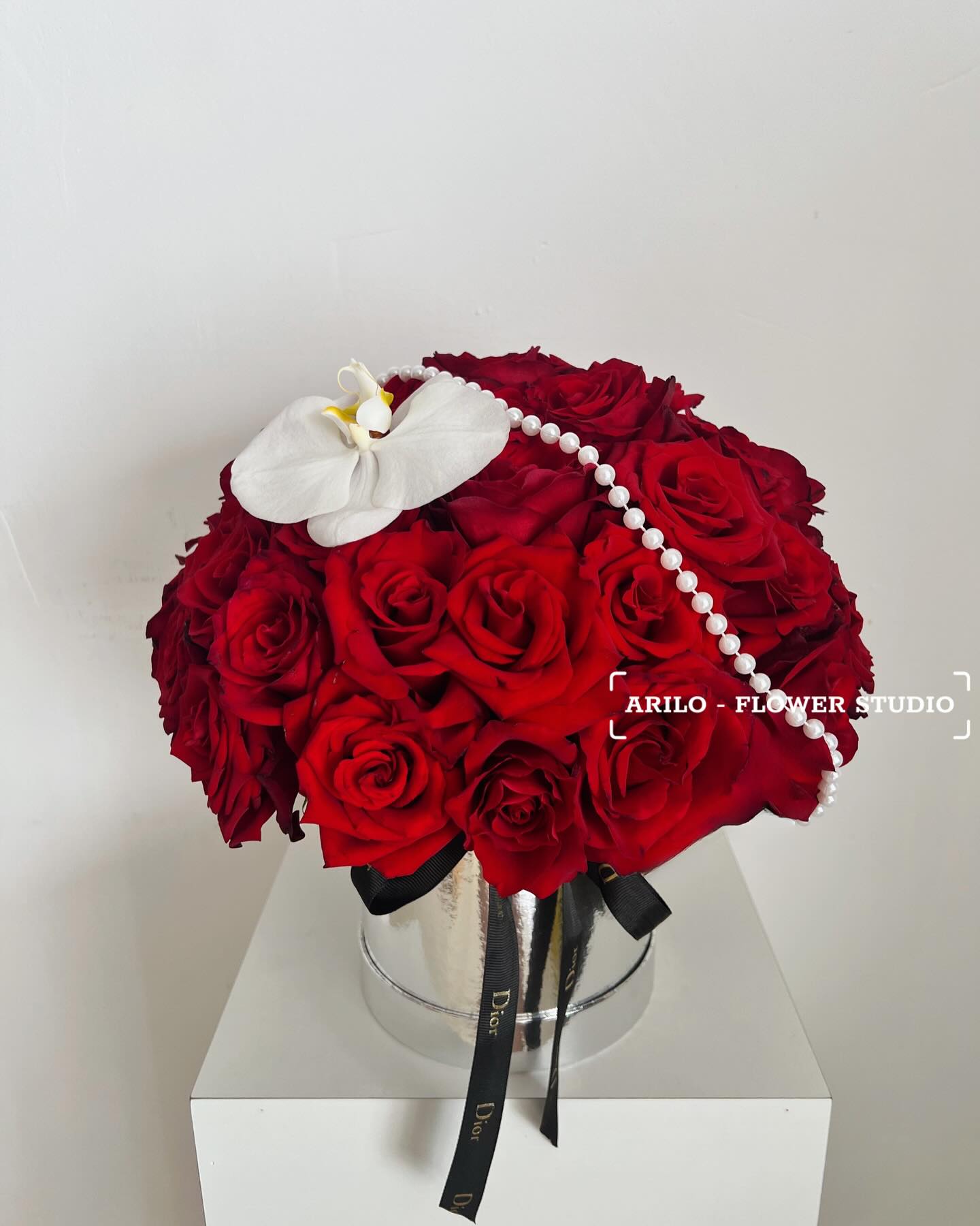 GIỎ HOA ARILO - G10