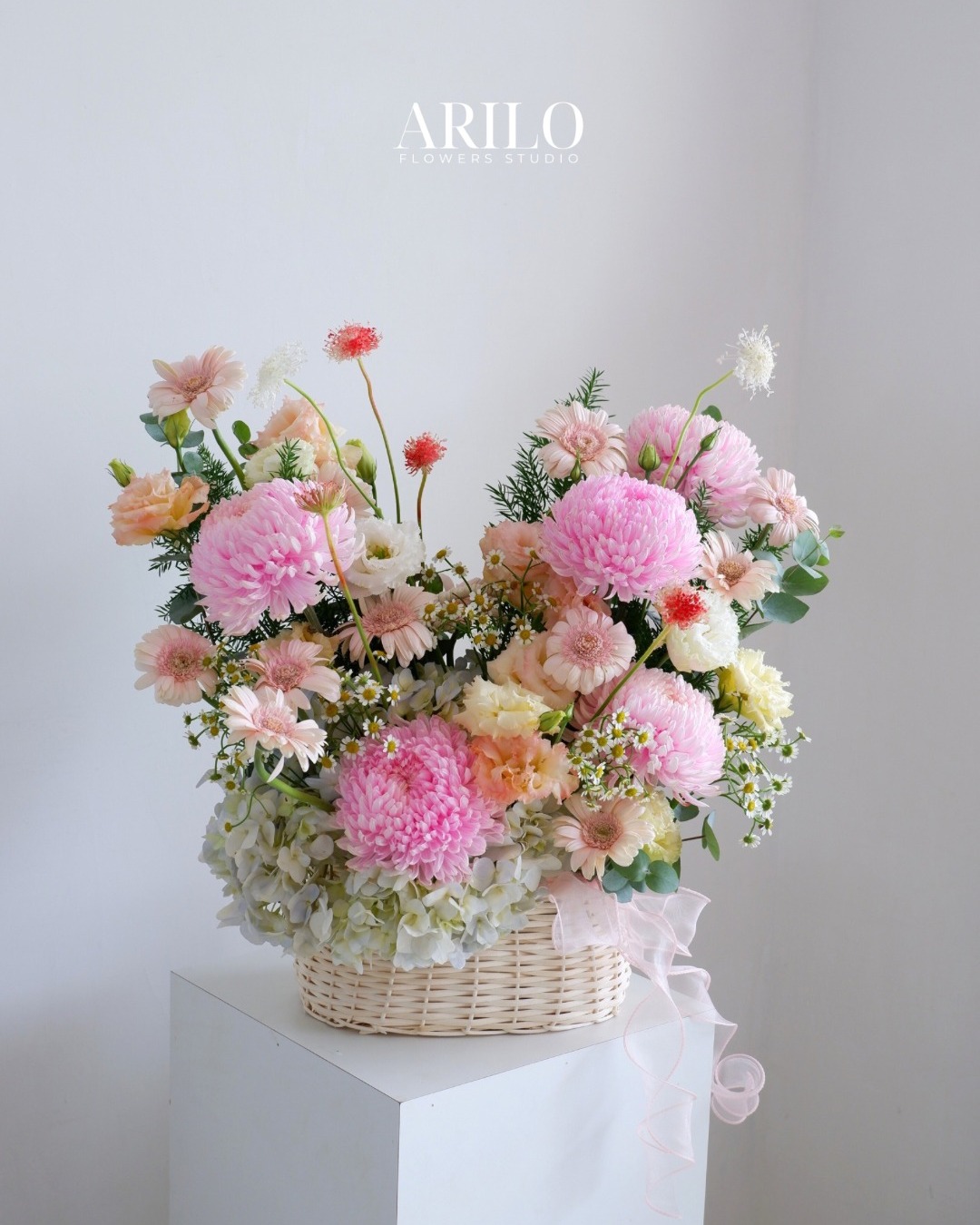 GIỎ HOA ARILO - G16