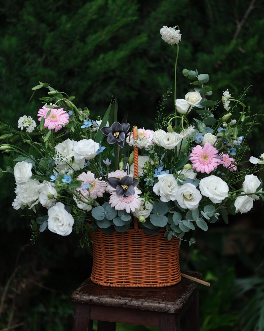 GIỎ HOA ARILO - G26