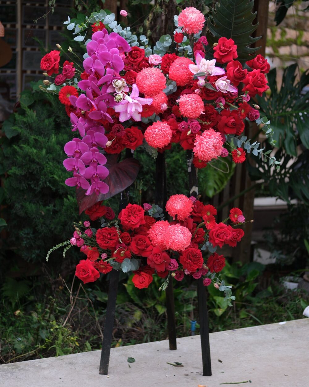 KỆ HOA KHAI TRƯƠNG ARILO - KT12