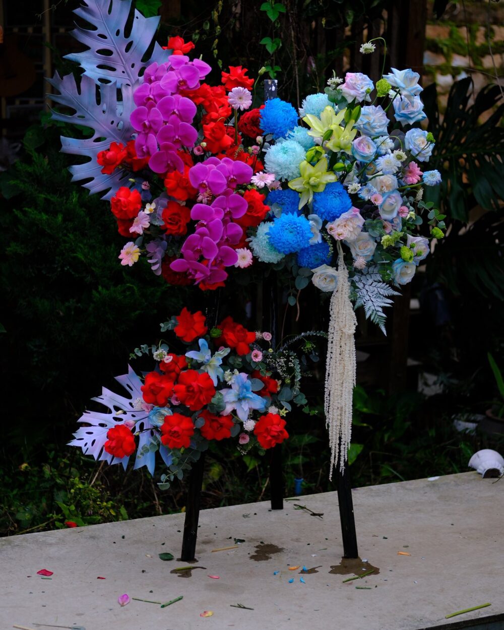 KỆ HOA KHAI TRƯƠNG ARILO - KT15