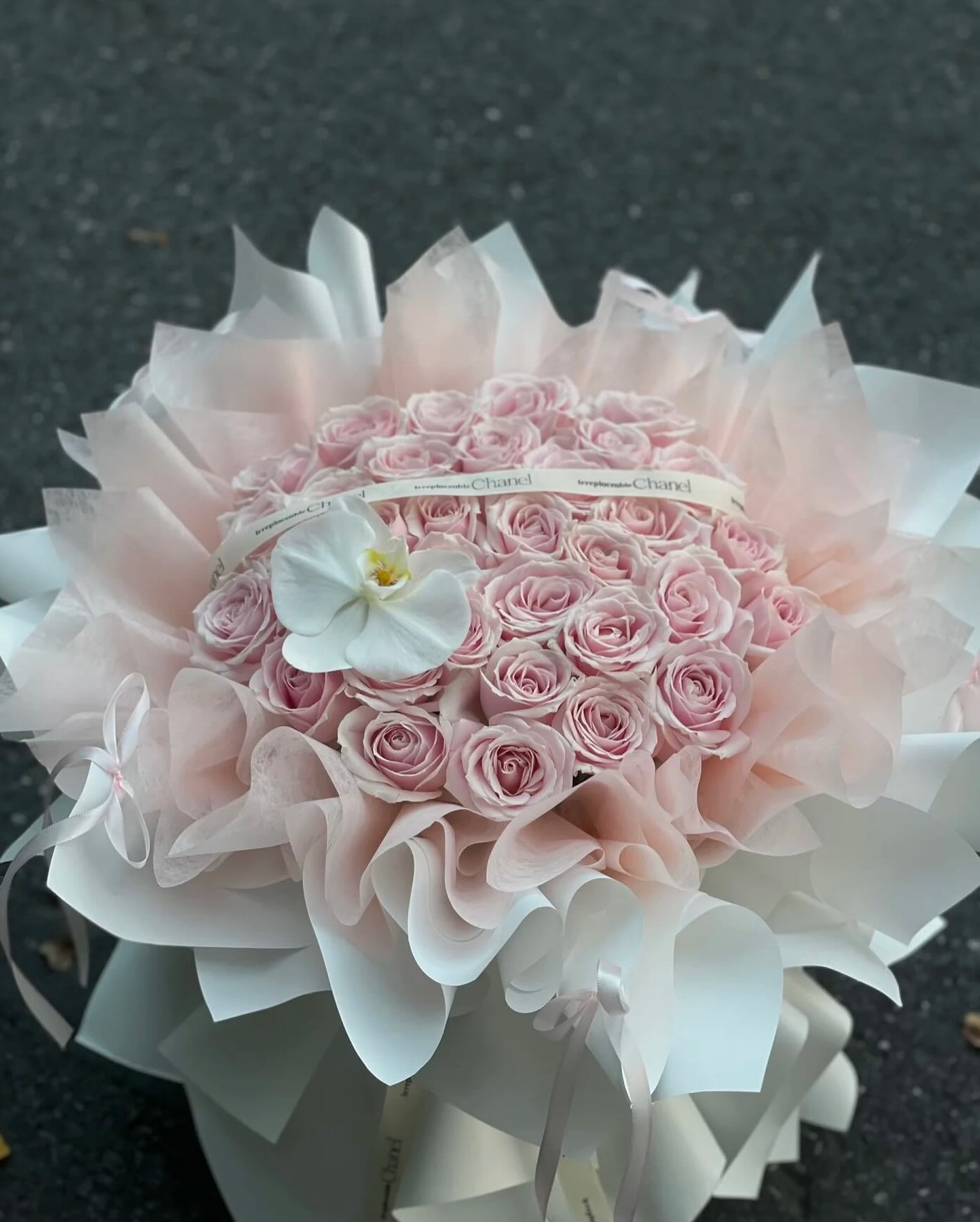 GIỎ HOA ARILO - G32