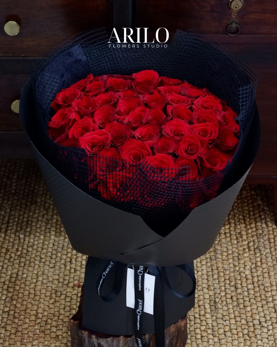 BÓ HOA HỒNG ECUADOR ĐỎ TUYÊN NGÔN YÊU THƯƠNG MẠNH MẼ VÀ CHÂN THÀNH B168-02