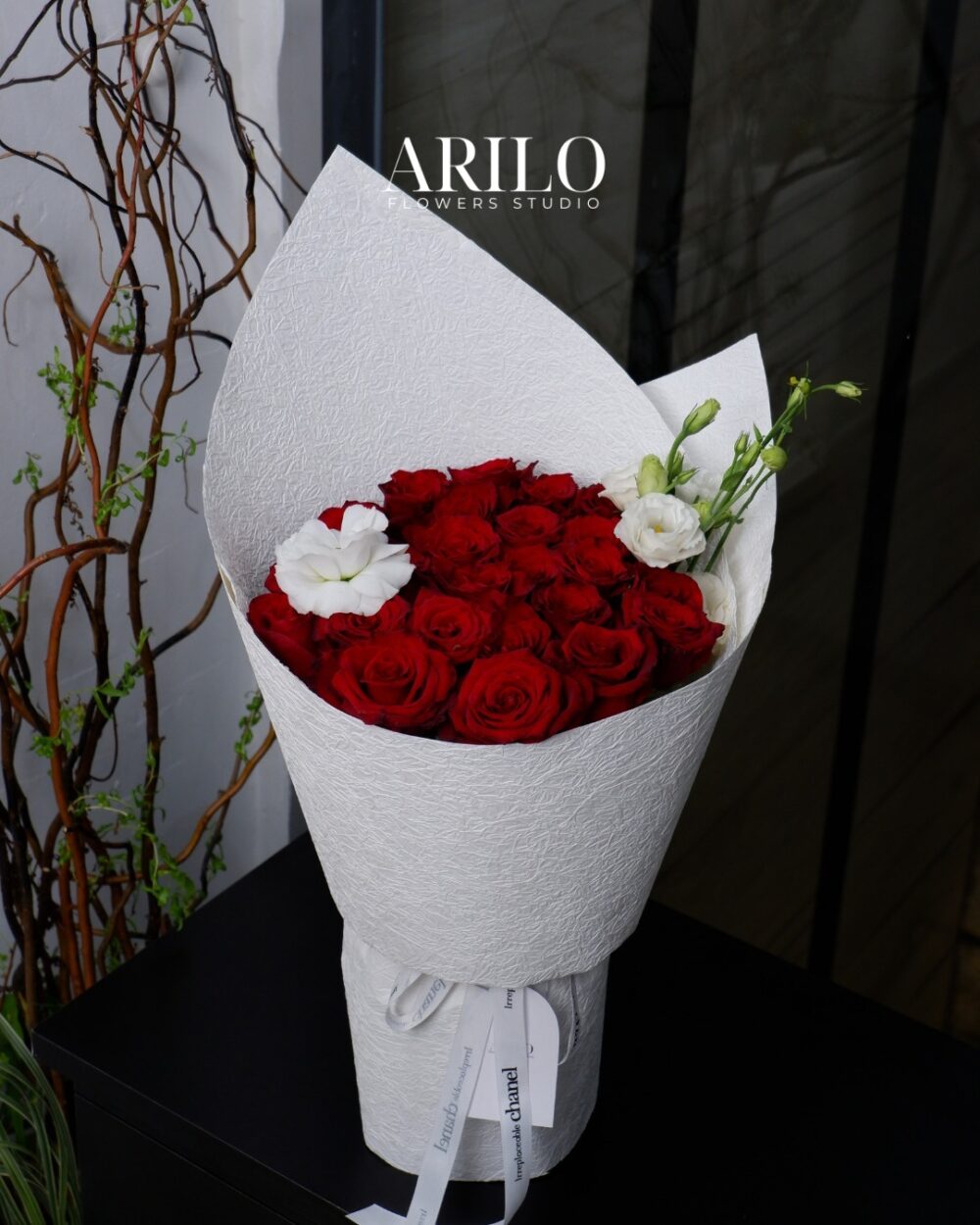 BÓ HOA TỎ TÌNH HỒNG ĐỎ ECUADOR LỜI YÊU MẠNH MẼ VÀ TINH KHIẾT B36