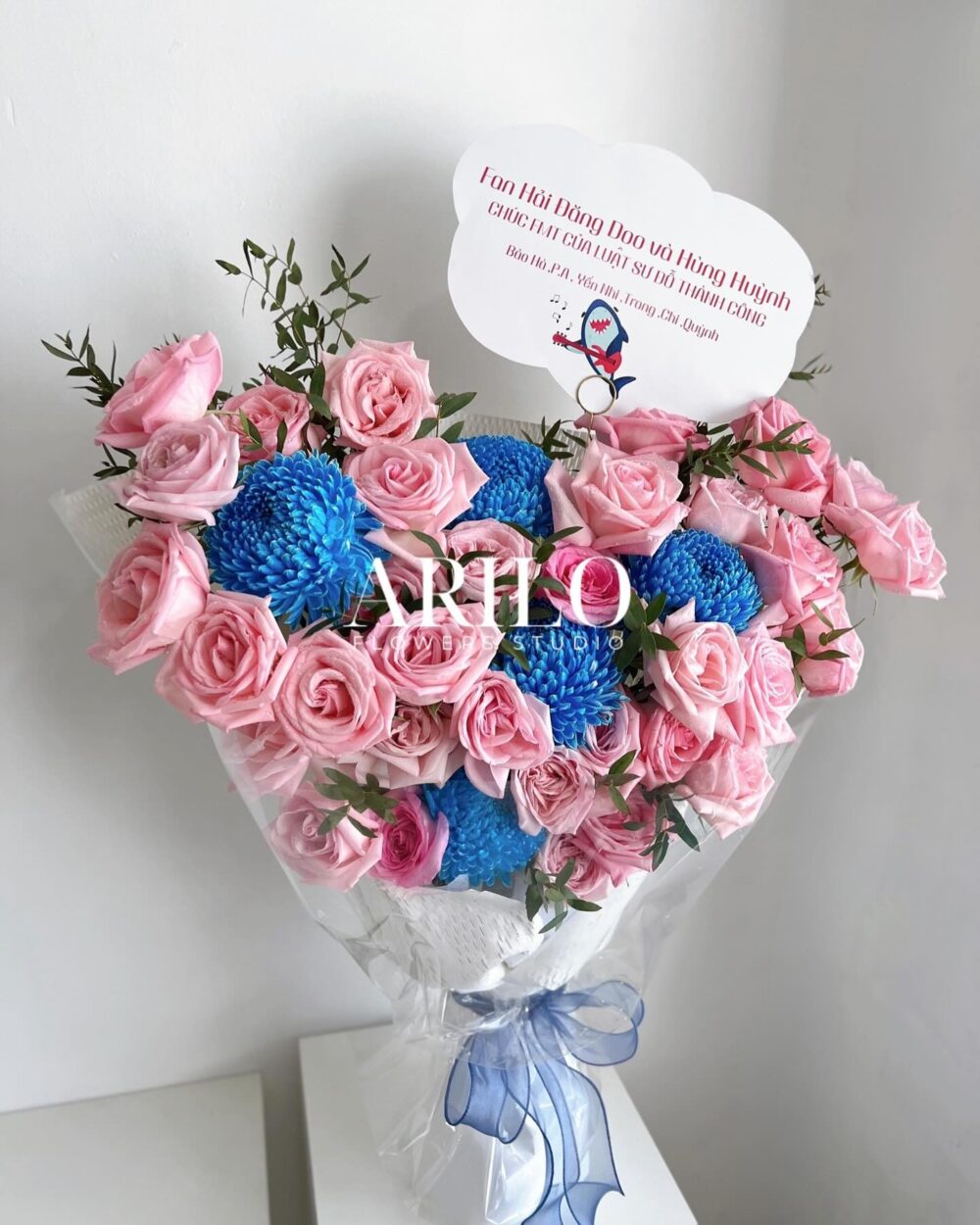 BÓ HOA TỎ TÌNH LỜI YÊU MANG SẮC HỒNG XANH CỦA NHỮNG CẢM XÚC CHÂN THÀNH B61