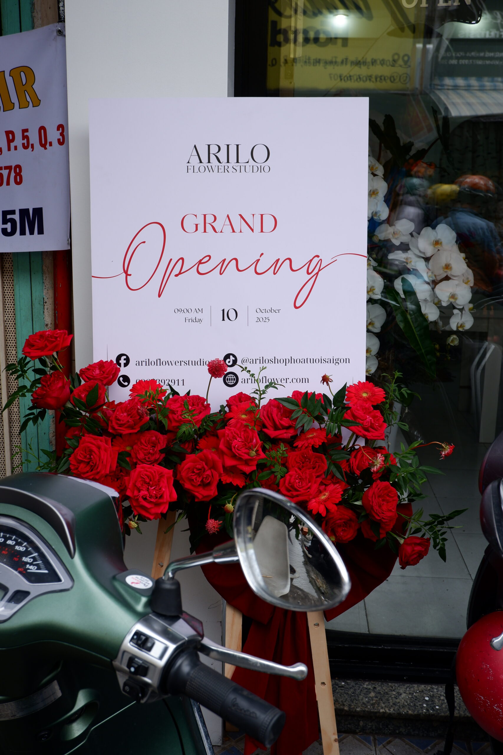 KỆ HOA KHAI TRƯƠNG ARILO – KT19