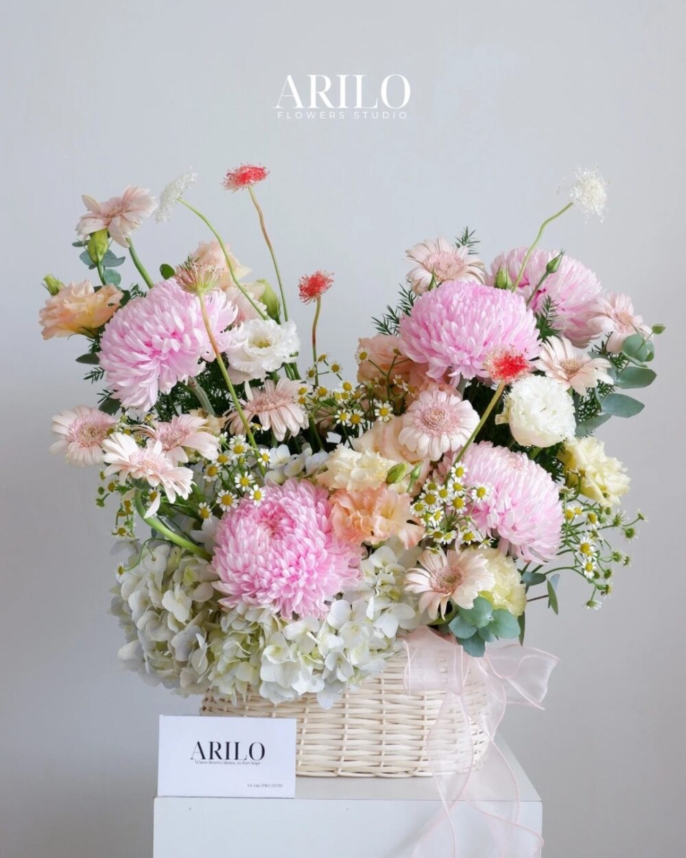GIỎ HOA KHAI TRƯƠNG TONE HỒNG PASTEL THANH LỊCH – LỜI CHÚC MỪNG NHẸ NHÀNG VÀ TRANG NHÃ G15