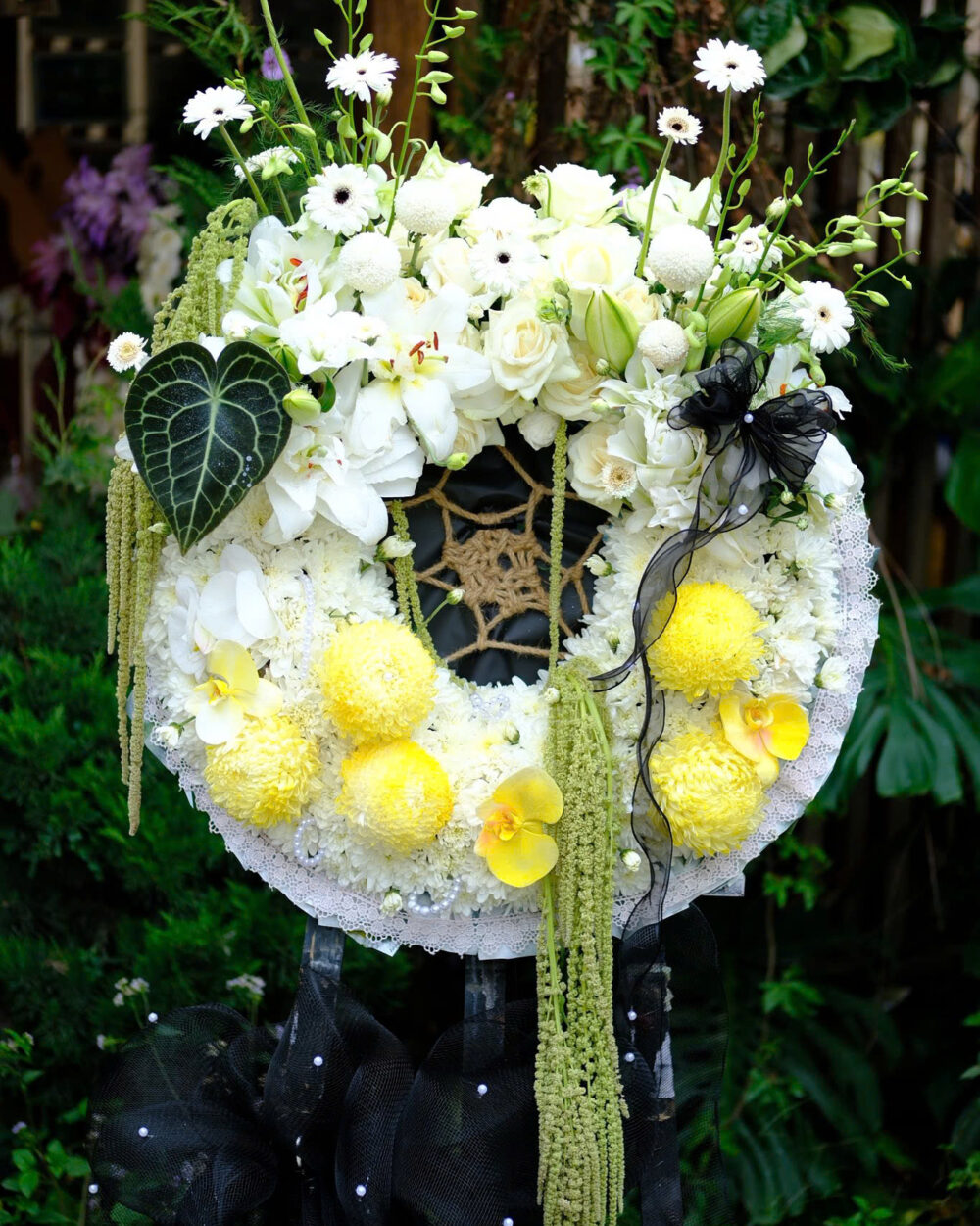 KỆ HOA CHIA BUỒN ARILO - CB14