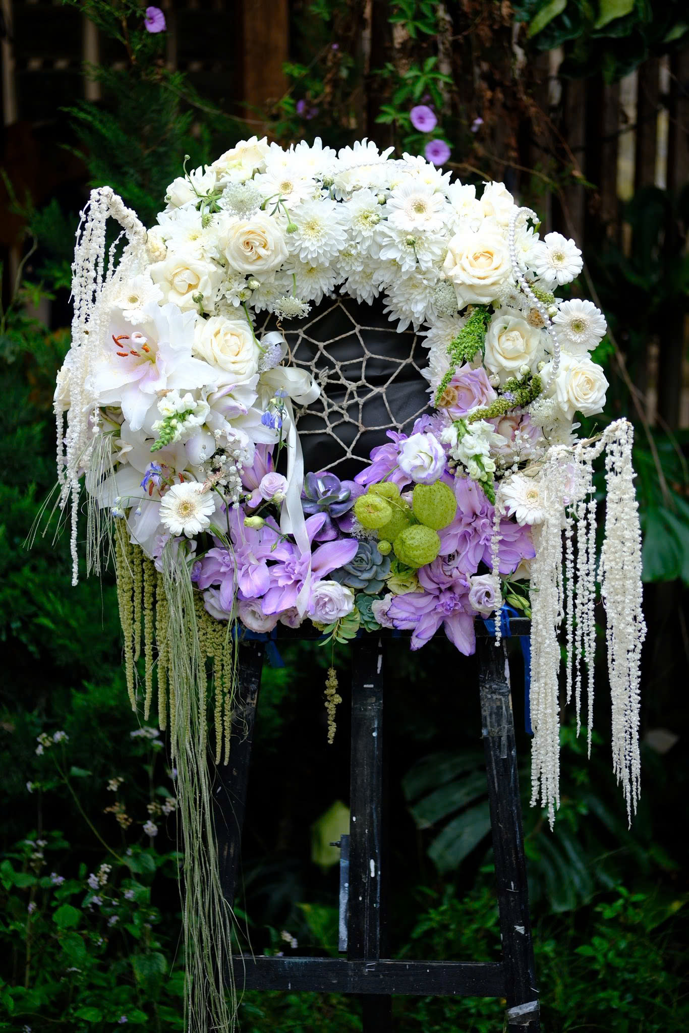 KỆ HOA CHIA BUỒN ARILO - CB11