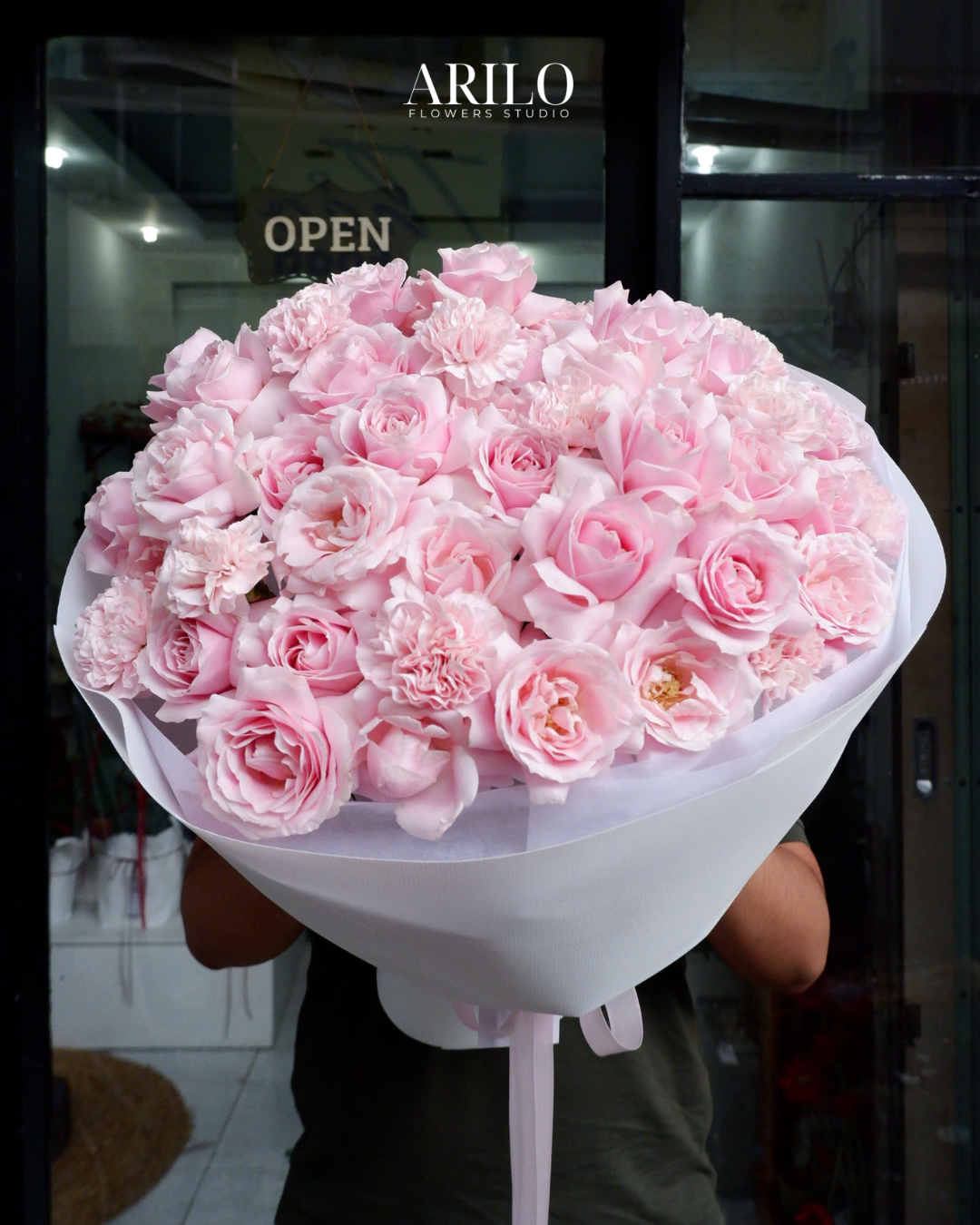 Shop hoa tươi Sài Gòn / BÓ HOA HỒNG CHÙM SOFIA / HOA SINH NHẬT / HOA KỈ NIỆM/ HOA TỎ TÌNH/ HOA CẦU HÔN