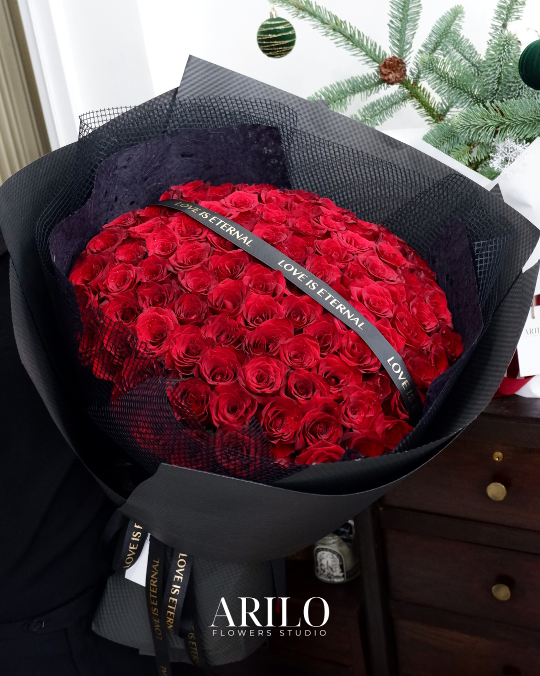 Shop hoa tươi Sài Gòn / BÓ HOA HỒNG 99 BÔNG TONE ĐỎ / HOA SINH NHẬT / HOA KỈ NIỆM