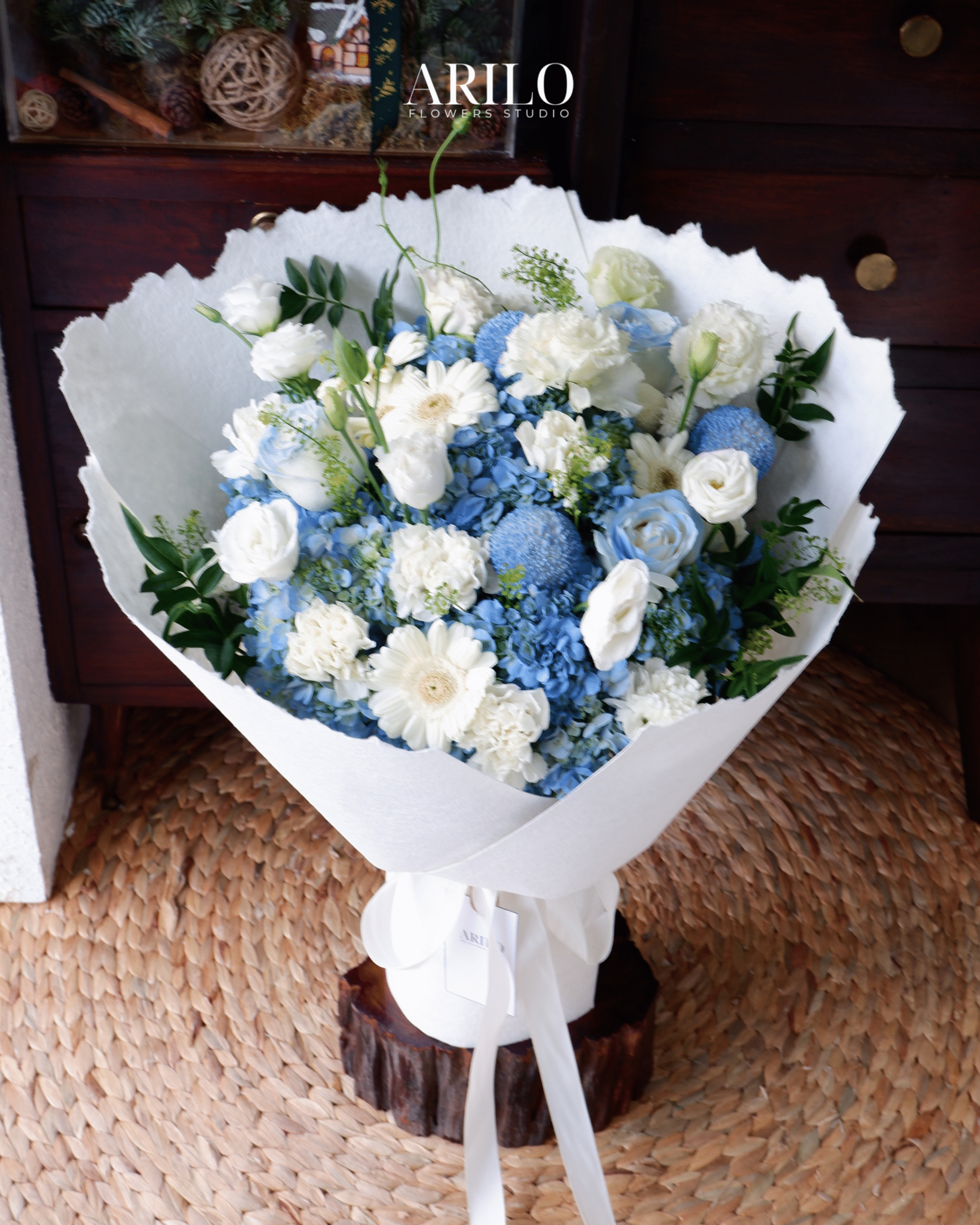 Shop hoa tươi Sài Gòn / BÓ HOA HỒNG TONE XANH DƯƠNG - HOA TÚ CẦU/ HOA SINH NHẬT / HOA KỈ NIỆM/ HOA TỎ TÌNH/ HOA CẦU HÔN