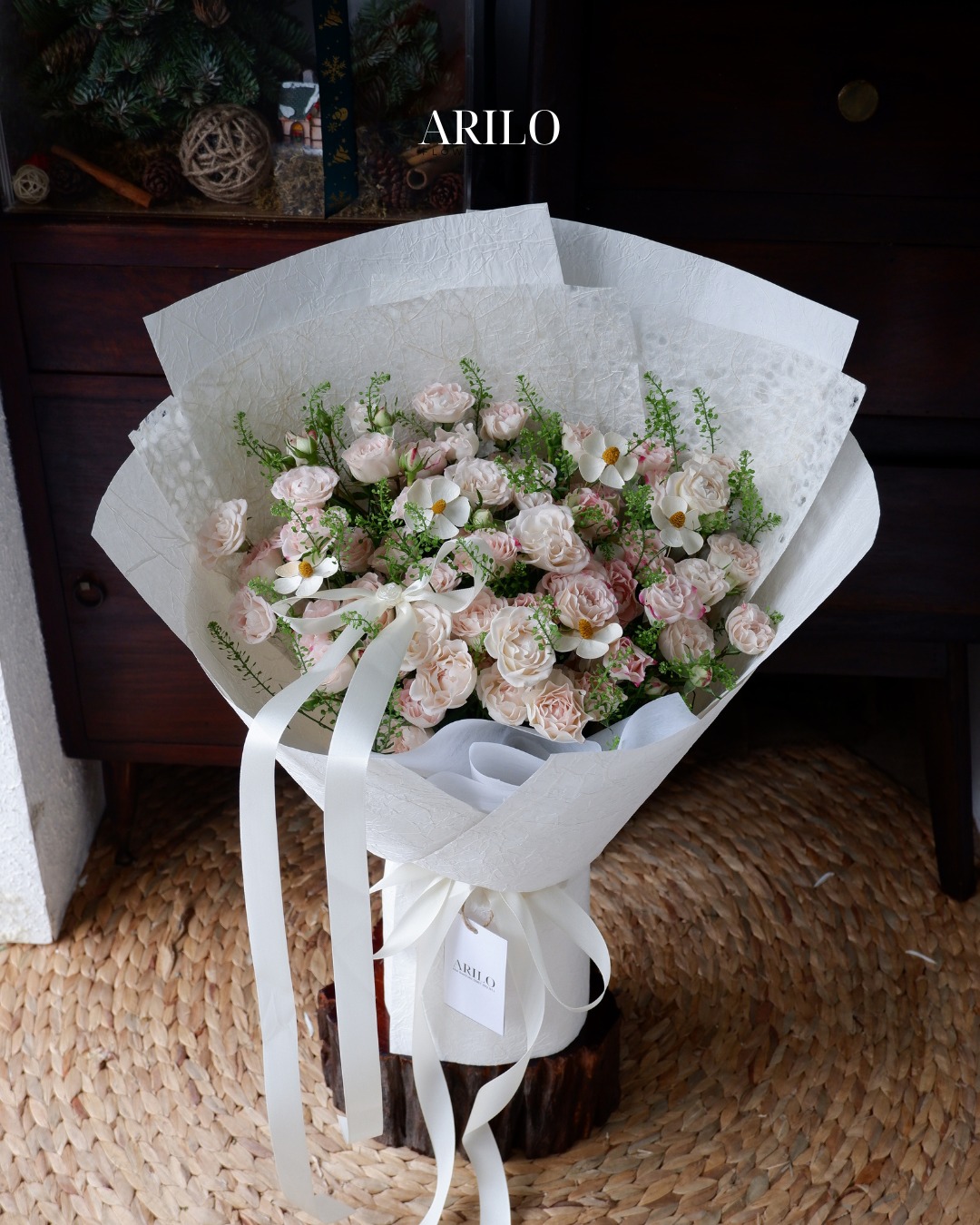 BÓ HOA TỎ TÌNH NÀNG THƠ TỪ HỒNG CHÙM CHIẾT XẠ ĐẸP DỊU DÀNG B210 - Ảnh 3