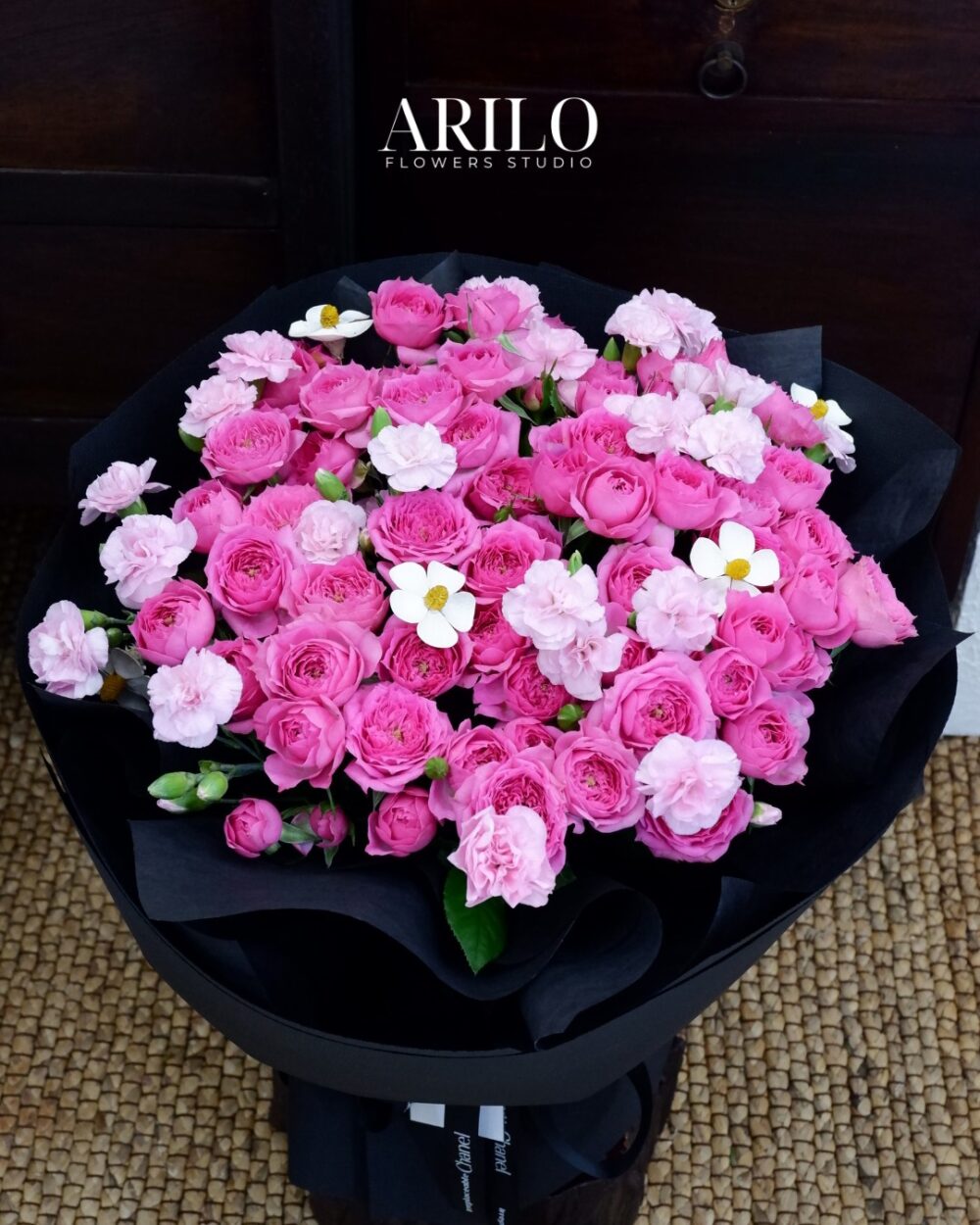 BÓ HỒNG CHÙM SOFIA VÀ CẨM CHƯỚNG HỒNG LỜI YÊU NGỌT NGÀO NGÀY 8/3 B171