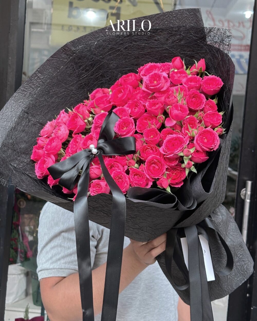 BÓ HOA HỒNG SOFIA CẦU HÔN SẮC HỒNG KIÊU HÃNH CHO NHỮNG LỜI YÊU KHÔNG DO DỰ B242