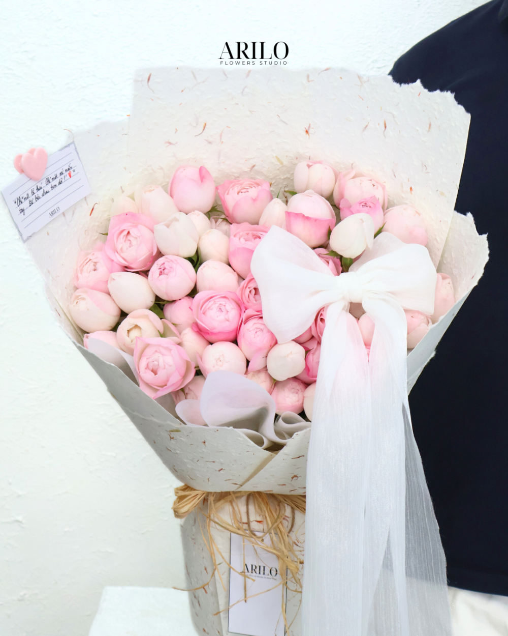 BÓ HOA HỒNG PLUME MÀU HỒNG PHẤN NGỌT NGÀO - B297