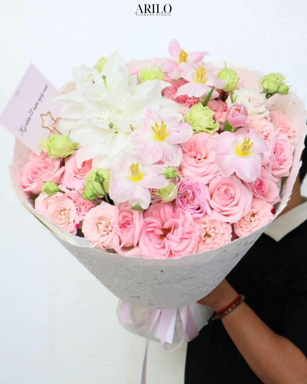 BÓ HOA CẦU HÔN TONE HỒNG PASTEL NGỌT NGÀO THANH LỊCH CHO LỜI HỨA TRỌN ĐỜI B389