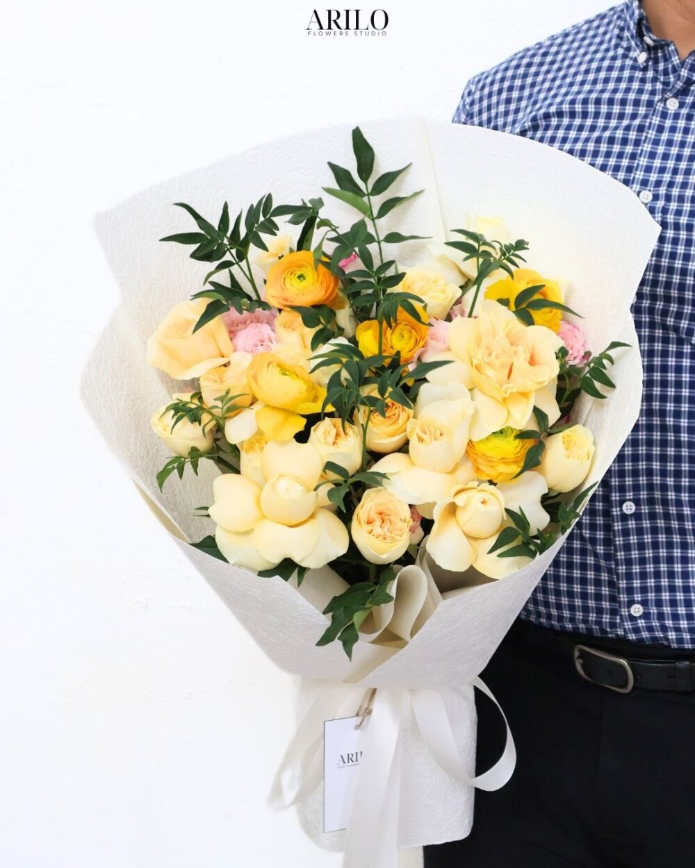 BÓ HOA SINH NHẬT MAO LƯƠNG VÀNG VÀ HỒNG VÀNG VICTOR TINH KHÔI B372