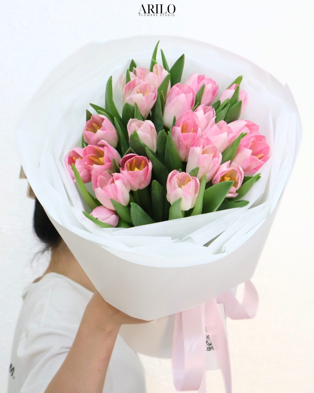 BÓ HOA 20 BÔNG TULIP HỒNG LỜI TỎ TÌNH NHẸ NHÀNG NHƯNG ĐỦ KHIẾN TIM NGƯỜI RUNG ĐỘNG B467