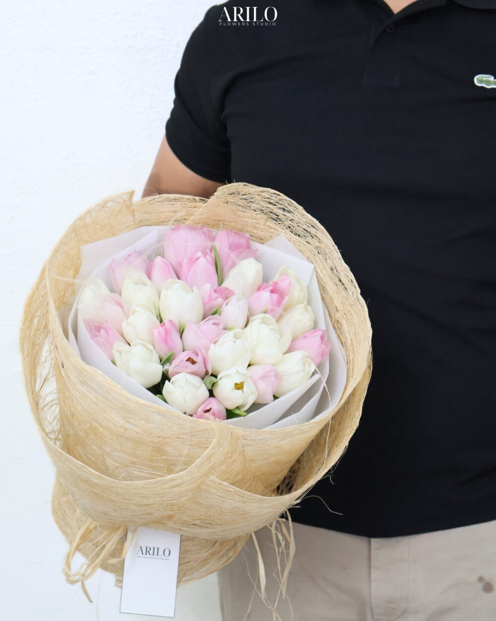 BÓ HOA SINH NHẬT TULIP HỒNG TRẮNG VẺ ĐẸP NHẸ NHÀNG CHO NHỮNG CẢM XÚC TINH KHÔI B476