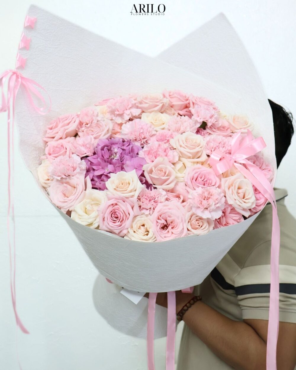 BÓ HOA TÚ CẦU MIX CÁ TÍNH NÉT ĐẸP NGỌT NGÀO PHA CHẤT RIÊNG KHÓ TRỘN LẪN B511