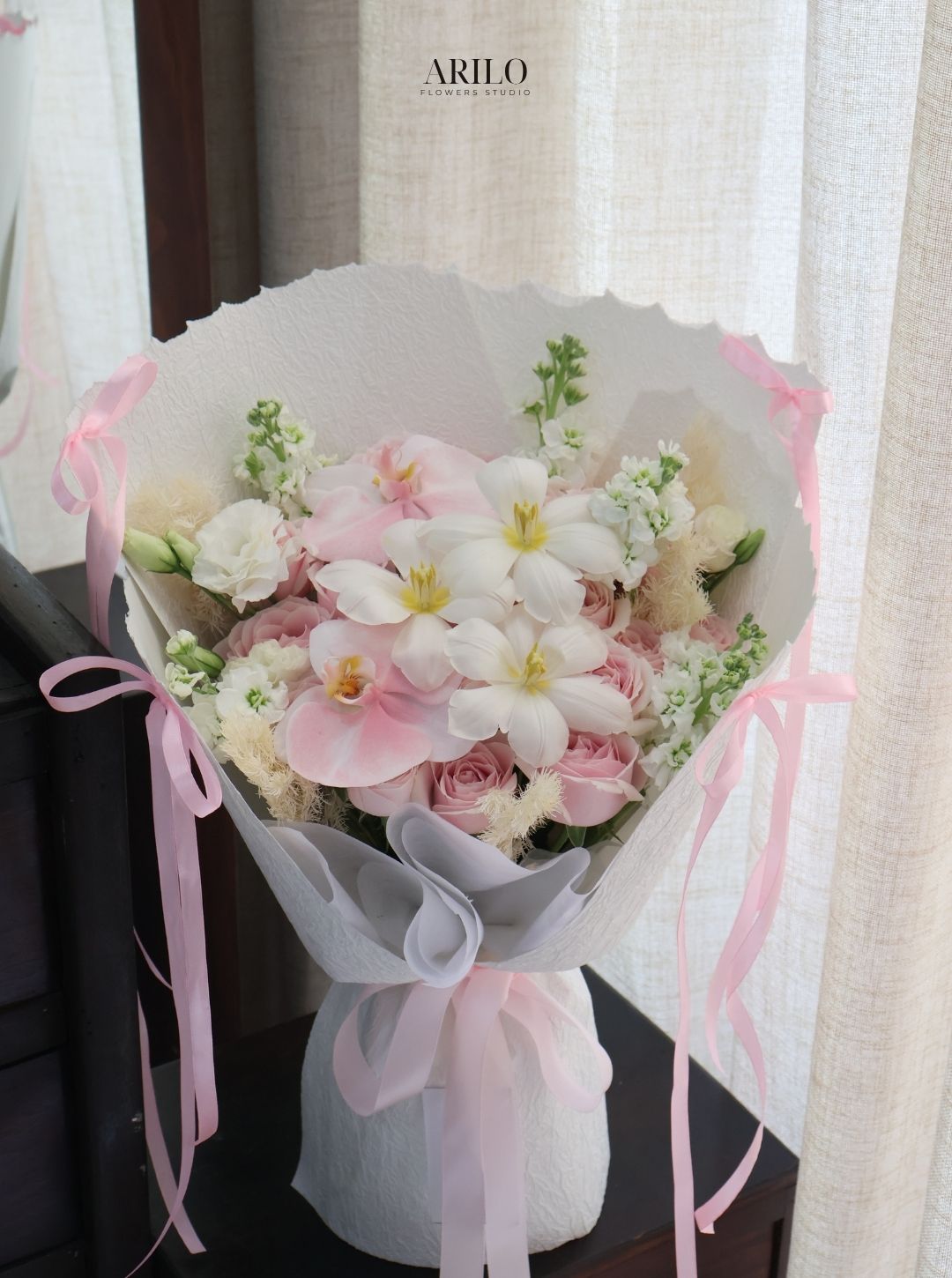 BÓ HOA HỒNG MIX TULIP MỘT CHÚT NGỌT NGÀO CHO NHỮNG NGÀY ĐƯỢC YÊU THƯƠNG B617